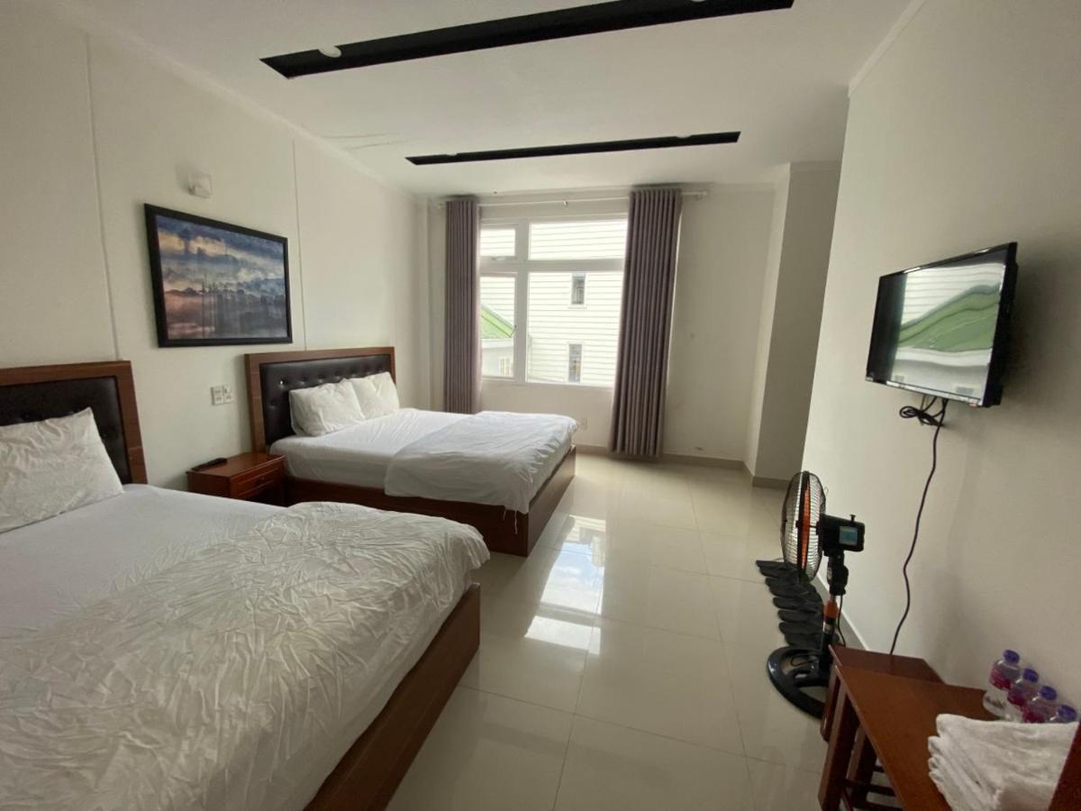 Phuong Vy 2 Hotel Dalat Bagian luar foto