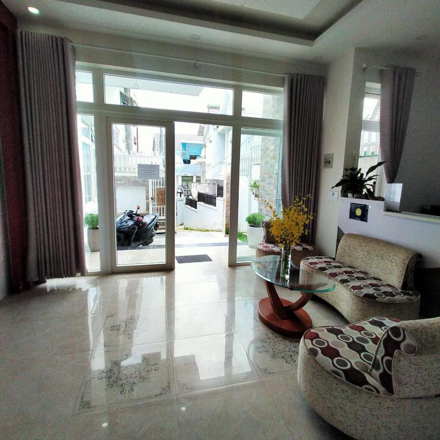 Phuong Vy 2 Hotel Dalat Bagian luar foto
