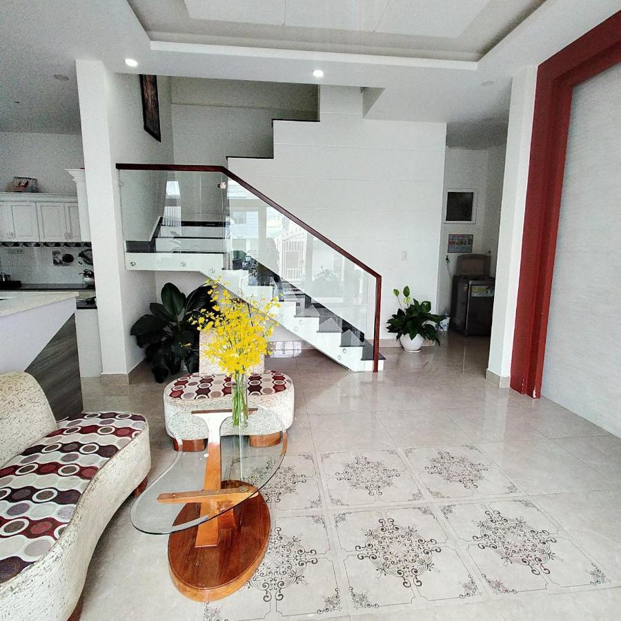Phuong Vy 2 Hotel Dalat Bagian luar foto